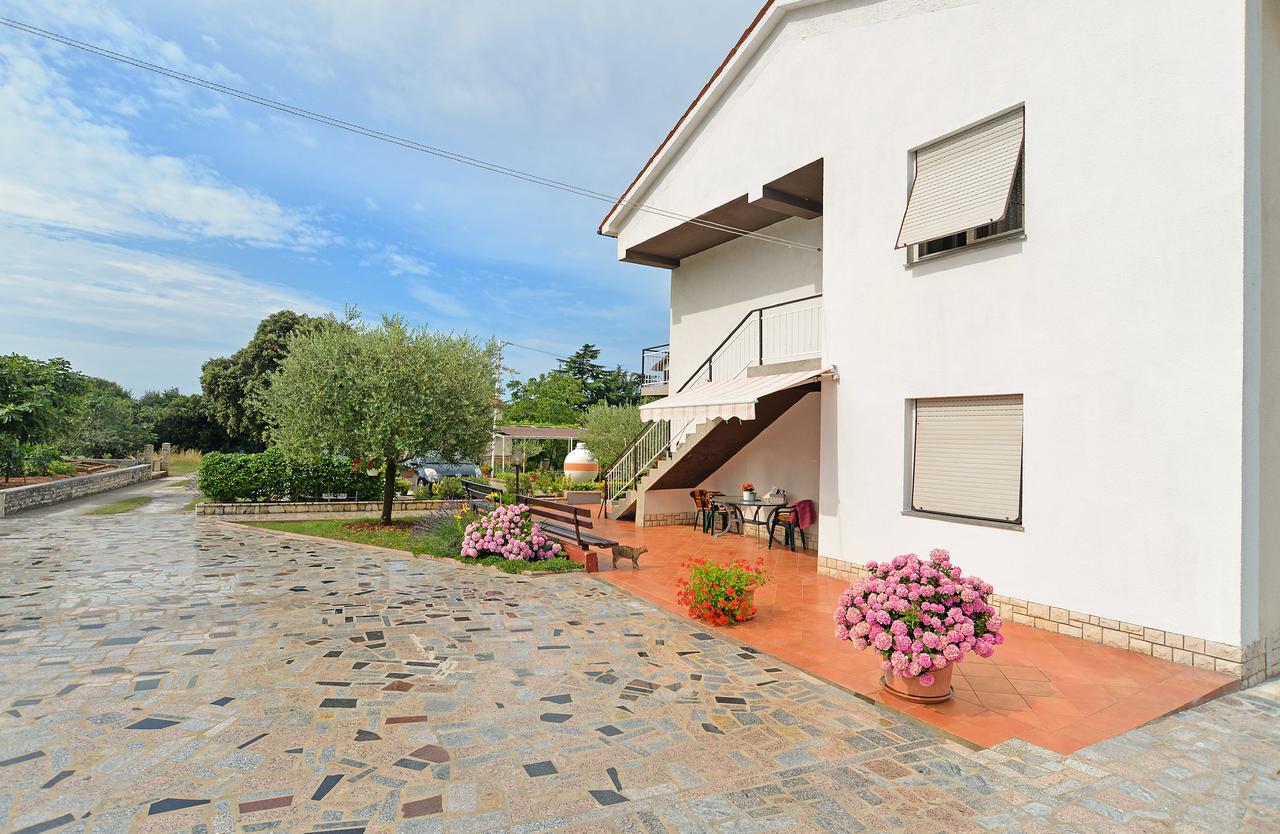 Apartment & Room Tanja 1552 Pula Exterior foto